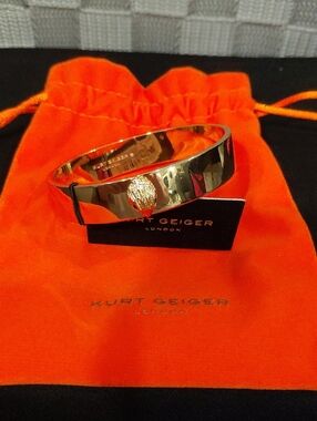 KURT GEIGER LONDON BANGLE BRACELET